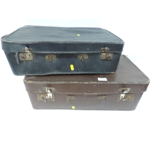 1423 - 2x Old Suitcases