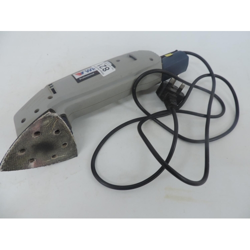 821 - Wickes Electric Sander