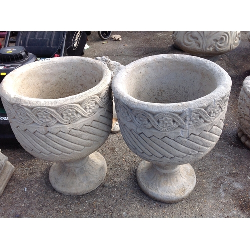 535G - Pair of Decorative Concrete Garden Urn Planters