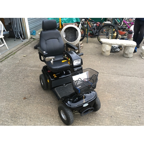 569A - Rascal 850 Mobility Scooter - Road Legal Class 3, Max Speed 8mph, Range 24 Miles - Very Good Conditi... 