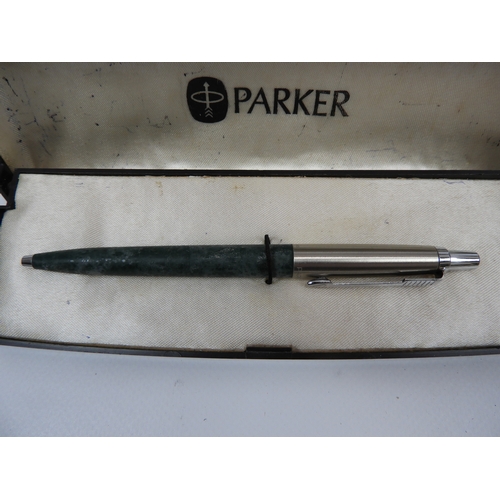 70 - 2x Parker Pens