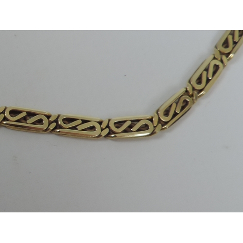 35 - Complex Flat Link 14ct Yellow Gold Chain - 20gms