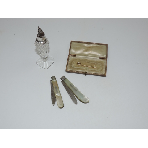 12 - Unmarked Gold Pin, Silver Topped Scent Bottle and 2x Silver Bladed Pocket Knives