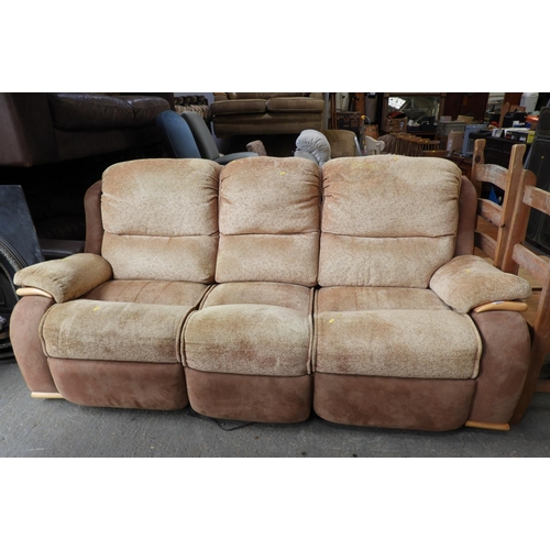 Lot 218       