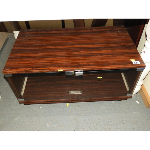 Lot 391       