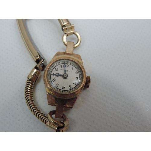 549 - 9ct Yellow Gold Lady's Wristwatch