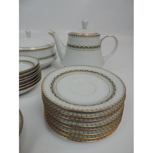 488 - Large Quantity of Noritake Katrina Tea Set/Dinner Service