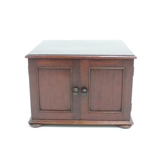 152 - Small Two Door Mahogany Cabinet - 9