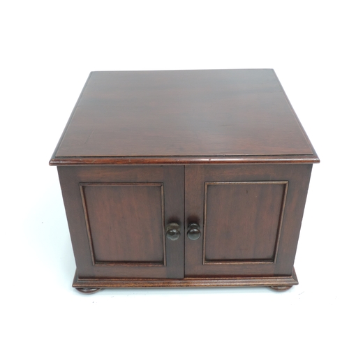 152 - Small Two Door Mahogany Cabinet - 9