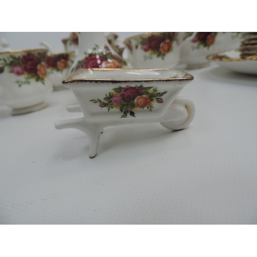 154 - Quantity of Royal Albert 'Old Country Roses' - Approximately 60 Pieces