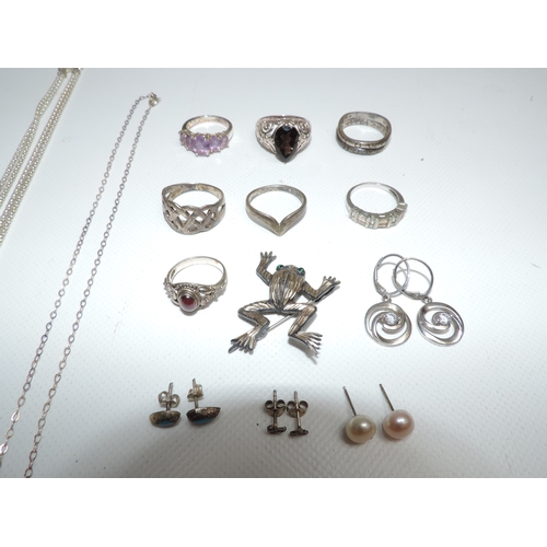 181 - Quantity of Silver Jewellery - 8x Silver Rings, 4x Pairs of Silver Earrings, 2x Necklaces and 1x Bro... 