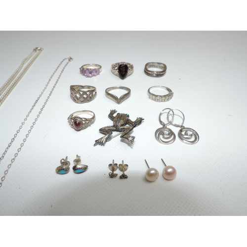 181 - Quantity of Silver Jewellery - 8x Silver Rings, 4x Pairs of Silver Earrings, 2x Necklaces and 1x Bro... 