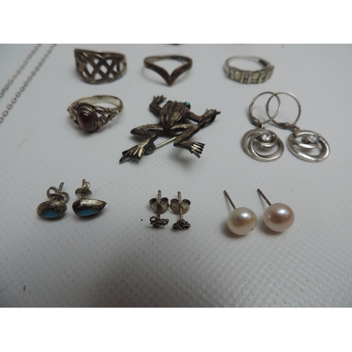 181 - Quantity of Silver Jewellery - 8x Silver Rings, 4x Pairs of Silver Earrings, 2x Necklaces and 1x Bro... 