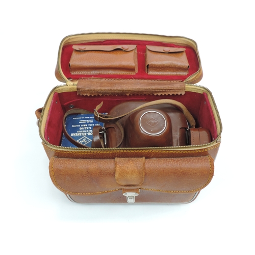 130 - 1958 Ambi Silette 35mm Camera with Leather Case and 2x Lenses, Flash Unit, Manual Filter and Cases -... 