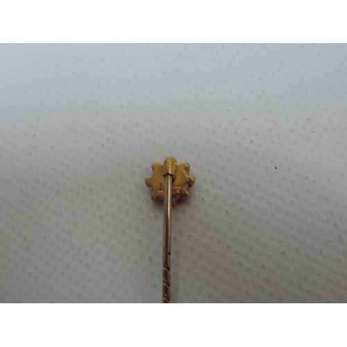 233 - 18ct Gold Diamond Set Stick Pin