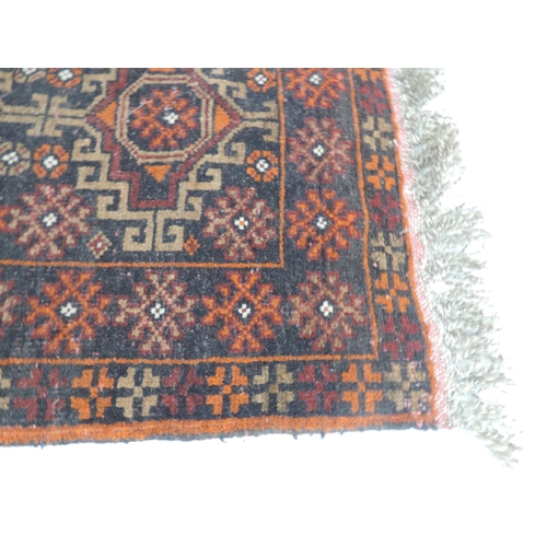 546 - Hand Knotted Prayer Mat - 28