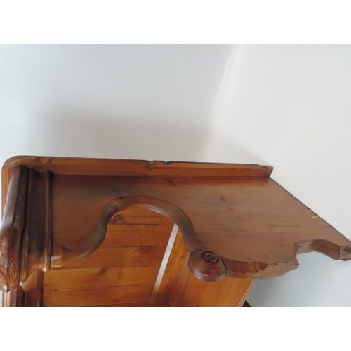 646 - Late Victorian Pitch Pine Church Seat