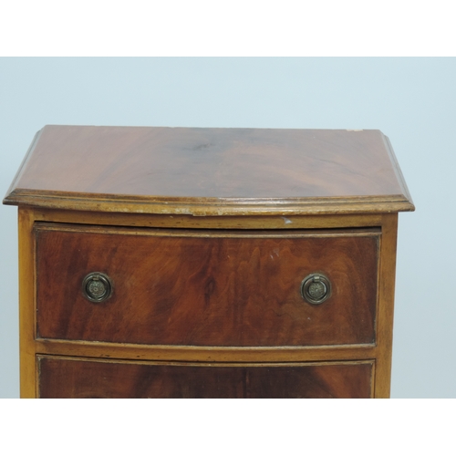 229 - Reproduction Mahogany Three Drawer Chest of Drawers