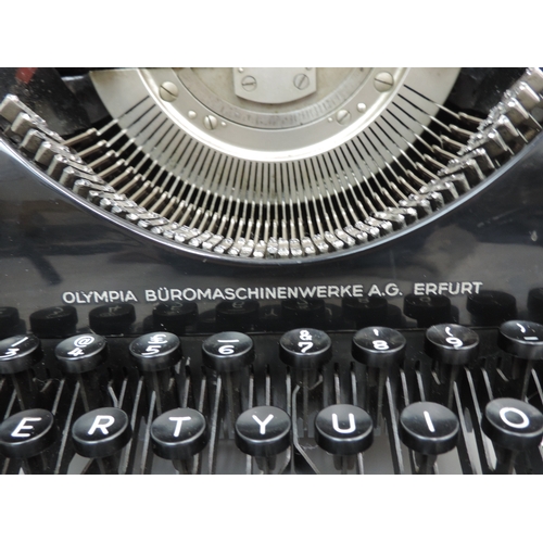 142 - 1933 Olympia Typewriter in Working and Useable Condition