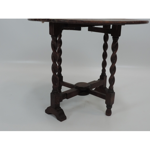 434 - Small Oak Drop Flap Gate Leg Table