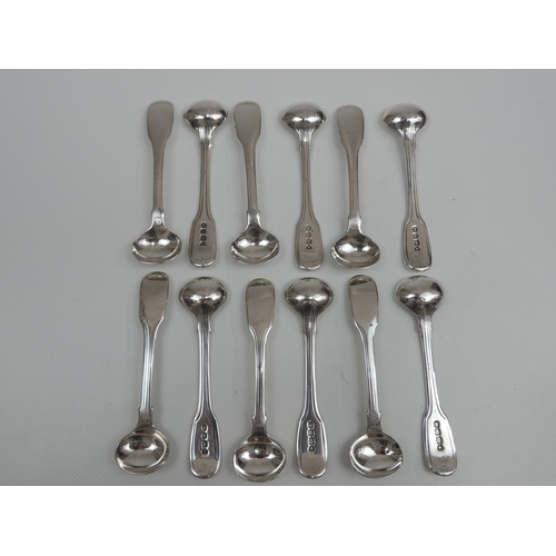 209 - A Rare Full Set of 12x William IV Salt Spoons, Fiddle Thread Pattern - Not Engraved - Hallmarked for... 