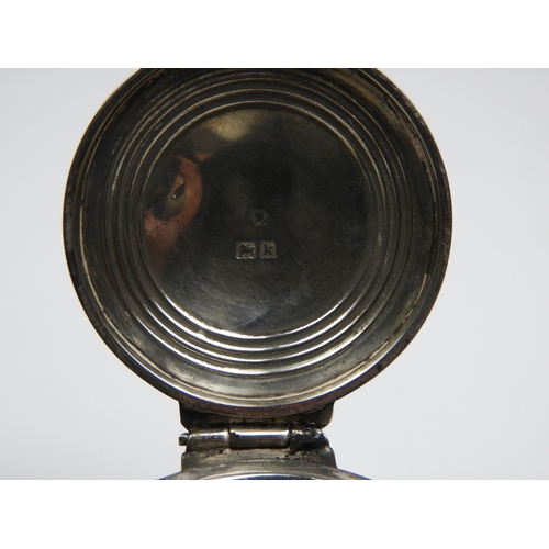 370 - A Silver Capstan Inkwell with Reeded Borders - Hallmarked for Birmingham 1909 by F & Co