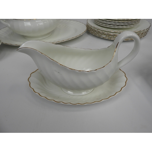 578 - Wedgwood Gold Chelsea Bone China Part Dinner Service