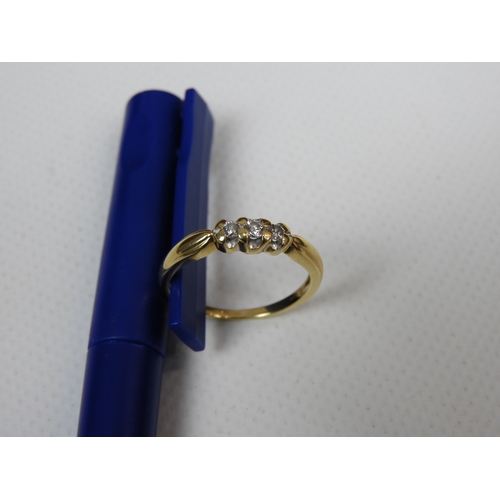 286 - 18ct Yellow Gold Diamond Three Stone Ring