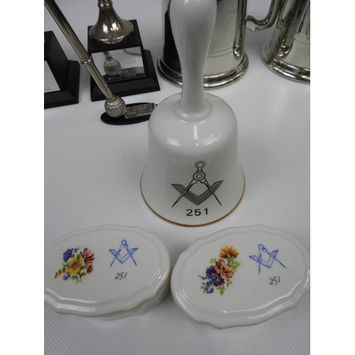 135 - Freemasonry Items - Including Golfing Trophies - All
Local