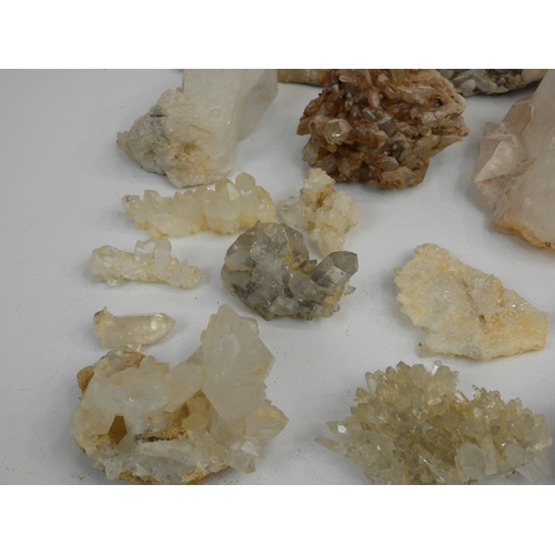 448 - Quantity of Crystals and Geodes