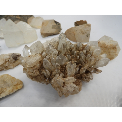 449 - Quantity of Crystals and Geodes