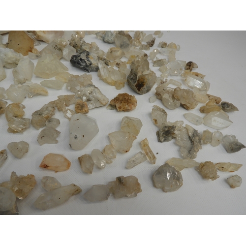 450 - Quantity of Crystals and Geodes