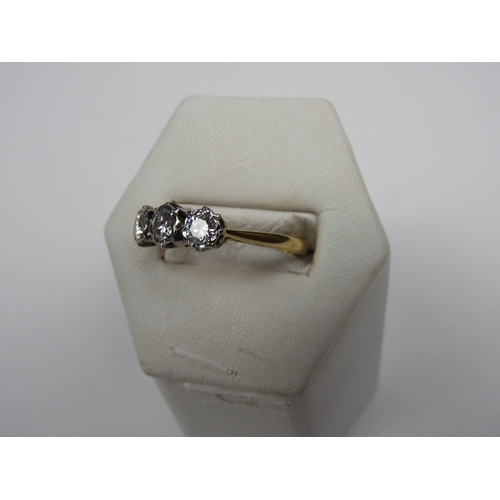 363 - 18ct Diamond and Platinum - 0.60pts Diamond Ring