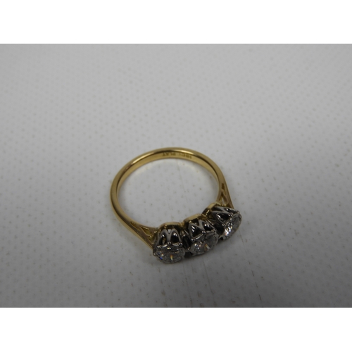 363 - 18ct Diamond and Platinum - 0.60pts Diamond Ring