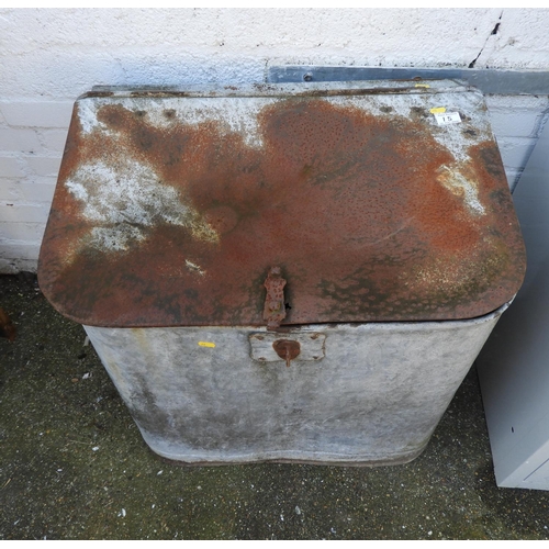 15 - Galvanised Feed Bin