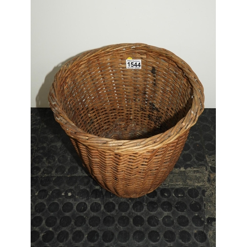 1544 - Wicker Waste Paper Basket