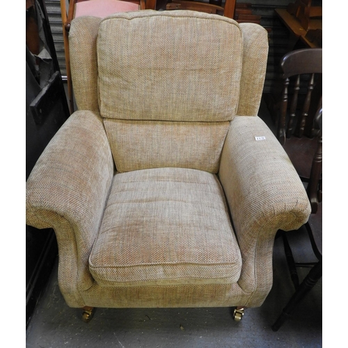 224 - Armchair