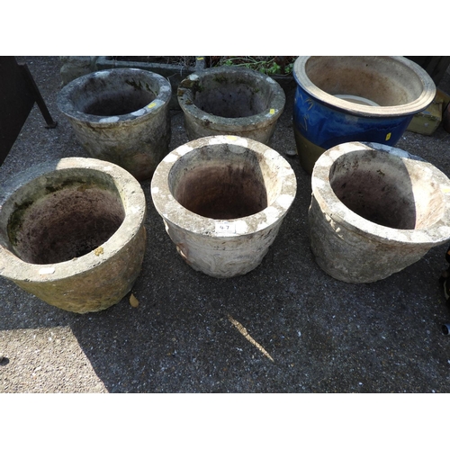 47 - Quantity of Concrete Garden Planters