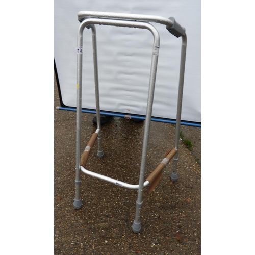115 - Zimmer Frame