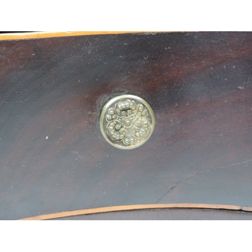 23 - 19th Century Mahogany Serpentine Fronted Dressing Table Mirror with Three Drawers