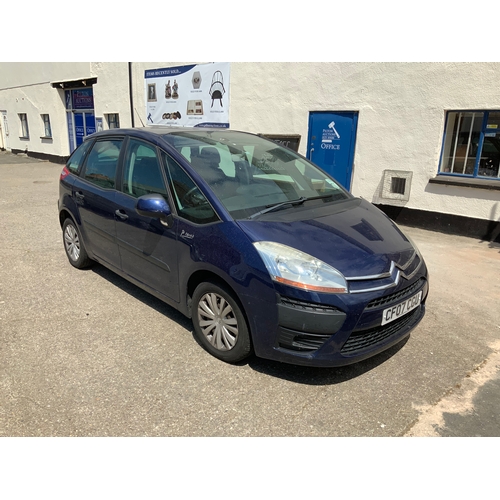 20C - Citroen Picasso CF07CGU mot 18th December 2019