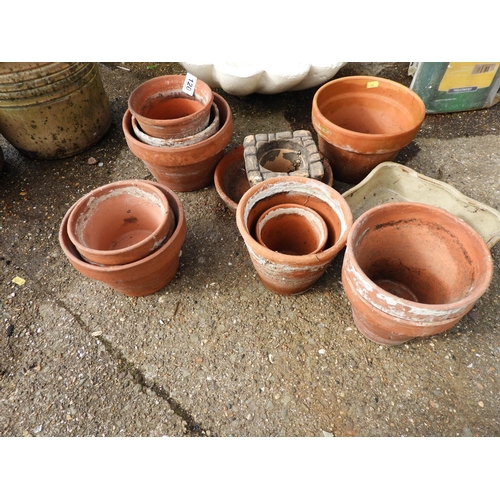 120 - Quantity of Terracotta Plant Pots