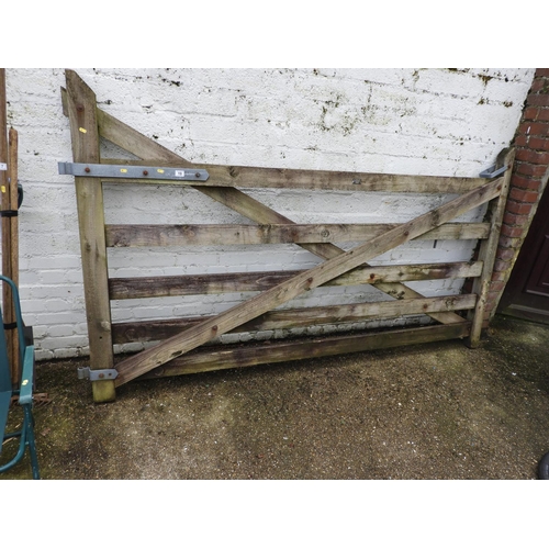 19 - Five Bar Gate with Fittings