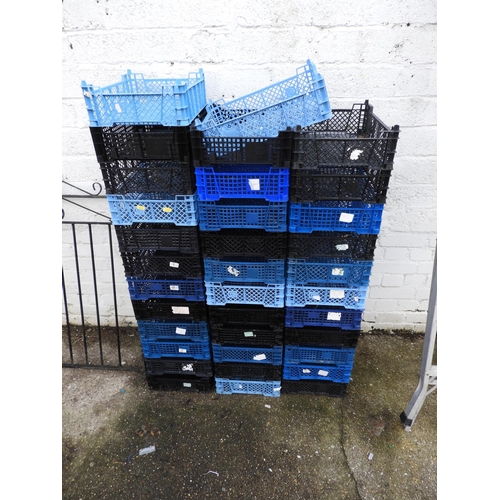 4 - Quantity of Plastic Mushroom Crates