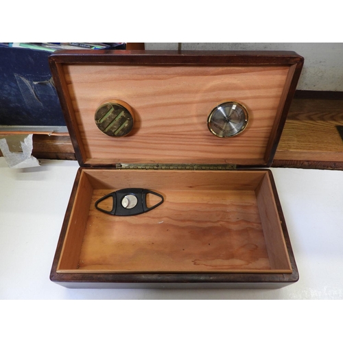 421 - Cigar Humidor