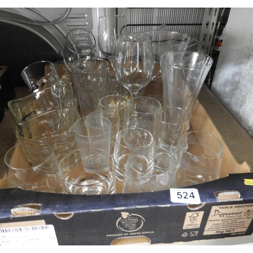 524 - Box of Glassware