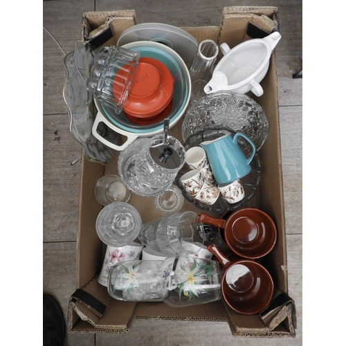 558 - Box of Misc - Soup Bowls, Mugs and Glassware etc