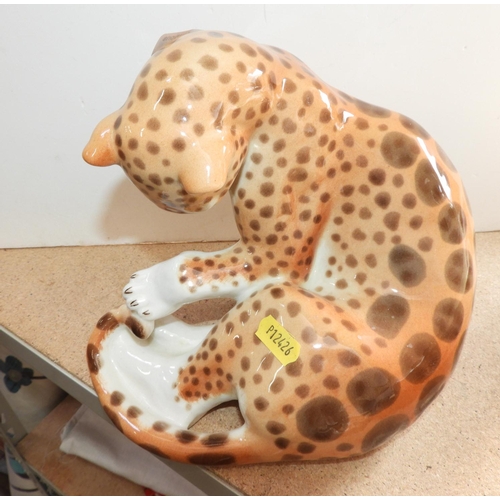 574 - Cheetah Ornament