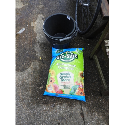 77 - 3x Buckets and Bag of Compost