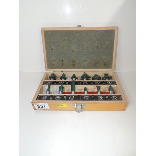 837 - Cased Router Bits